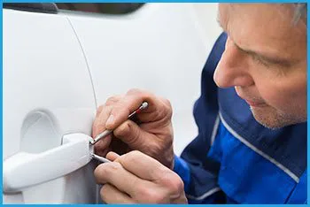 Lock Locksmith Services Hazlet, NJ 732-412-5604 - 20-car-locksmith